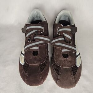 LA Gear Vintage Y2K Brown Suede Velcro Strap Sneakers